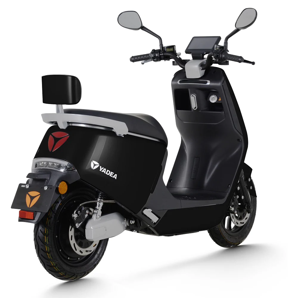Yadea G5 Lithium Scooter - Image 4